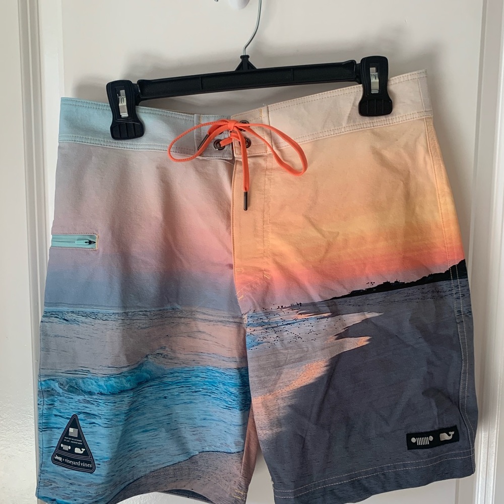 Vineyard Vines Jeep Collection 7 Inch On-The-Go Boardshorts